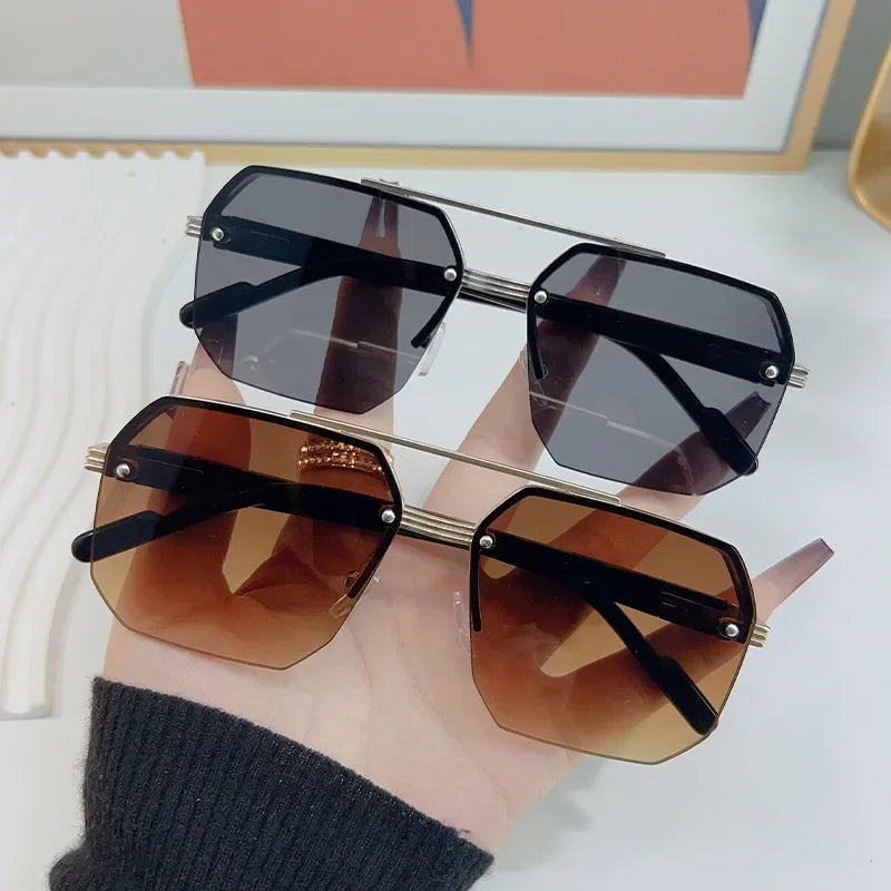 Sunglasses Rectangle Fashion Metal Frame Women Men  ﻿