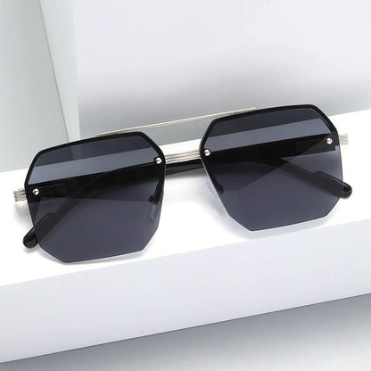 Sunglasses Rectangle Fashion Metal Frame Women Men  ﻿